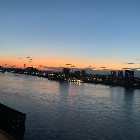 Luxury Riverside Apt With Easy Access To Central London, O2, Excel Centre And Parking Buitenkant foto