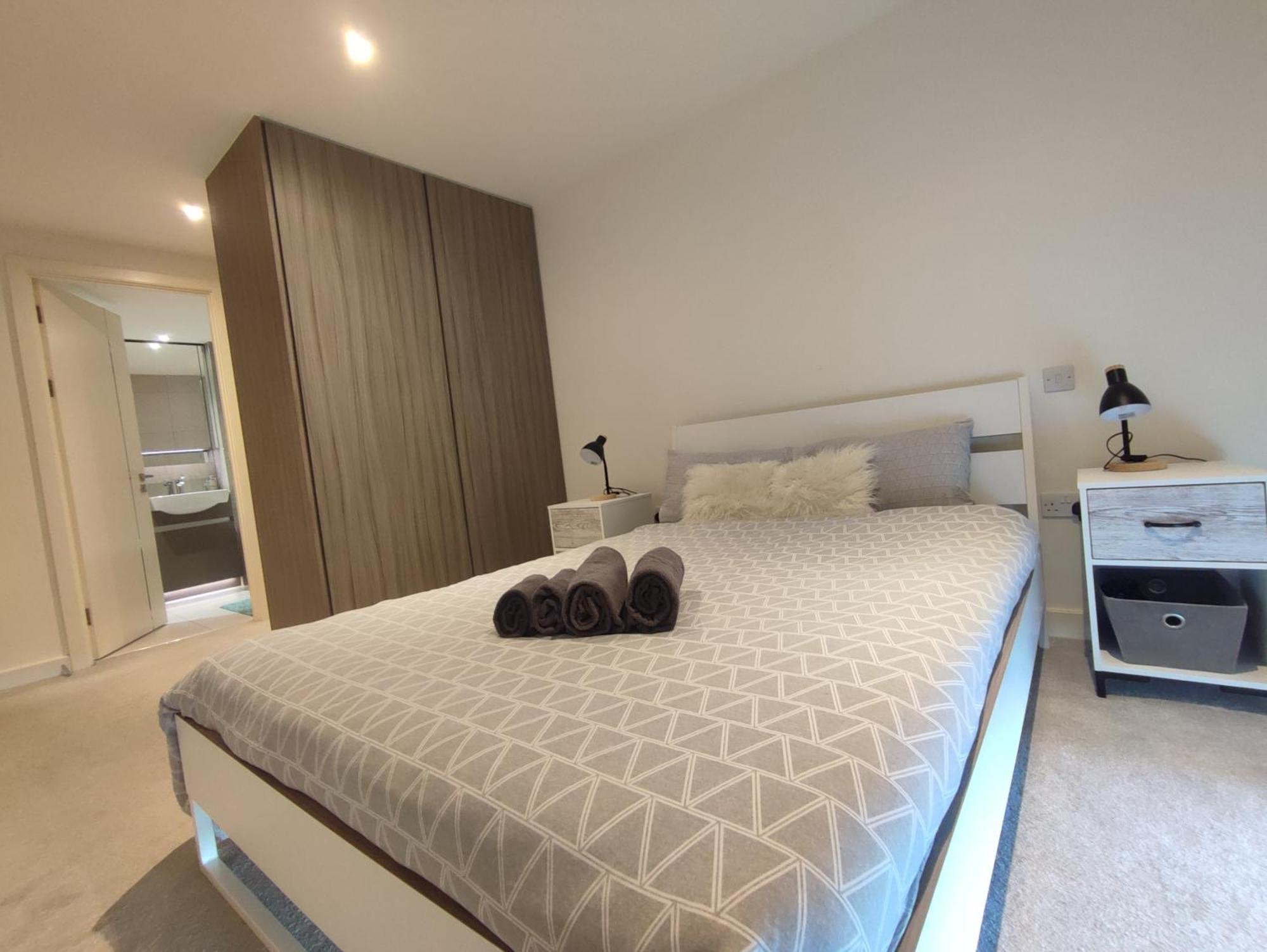 Luxury Riverside Apt With Easy Access To Central London, O2, Excel Centre And Parking Buitenkant foto